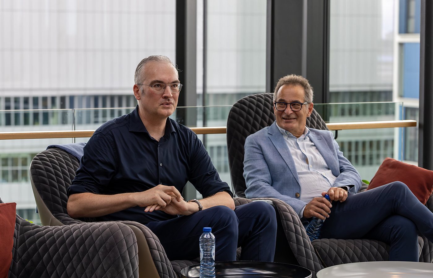 Participants in discussion during an Amsterdam Data Academy roundtable